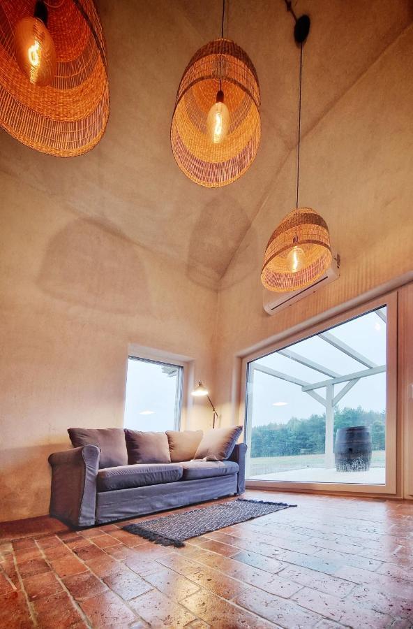 Domkitomki, Winnica Sindaco Holiday home Biskupice (Czestochowa)