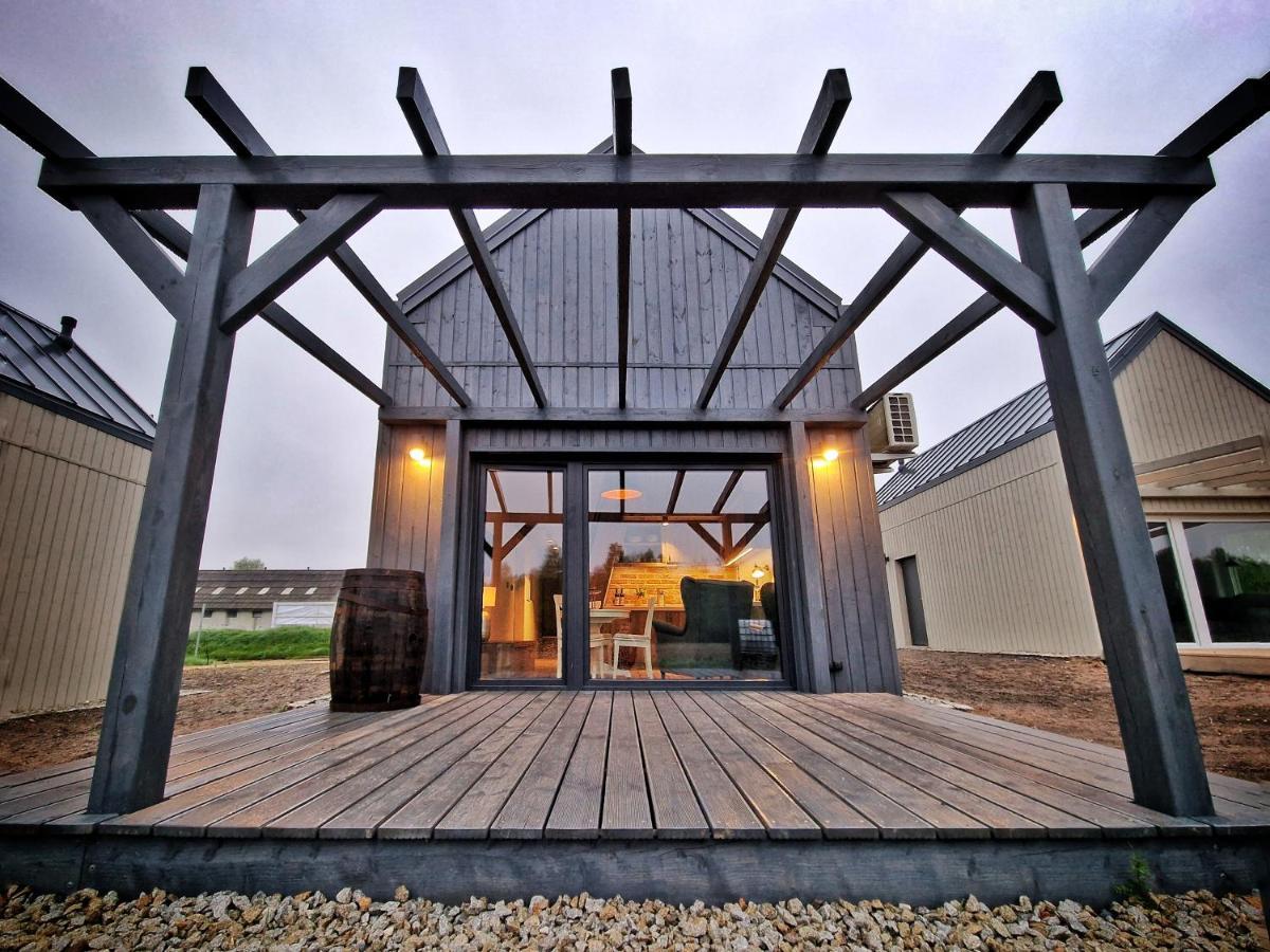 Domkitomki, Winnica Sindaco Holiday home