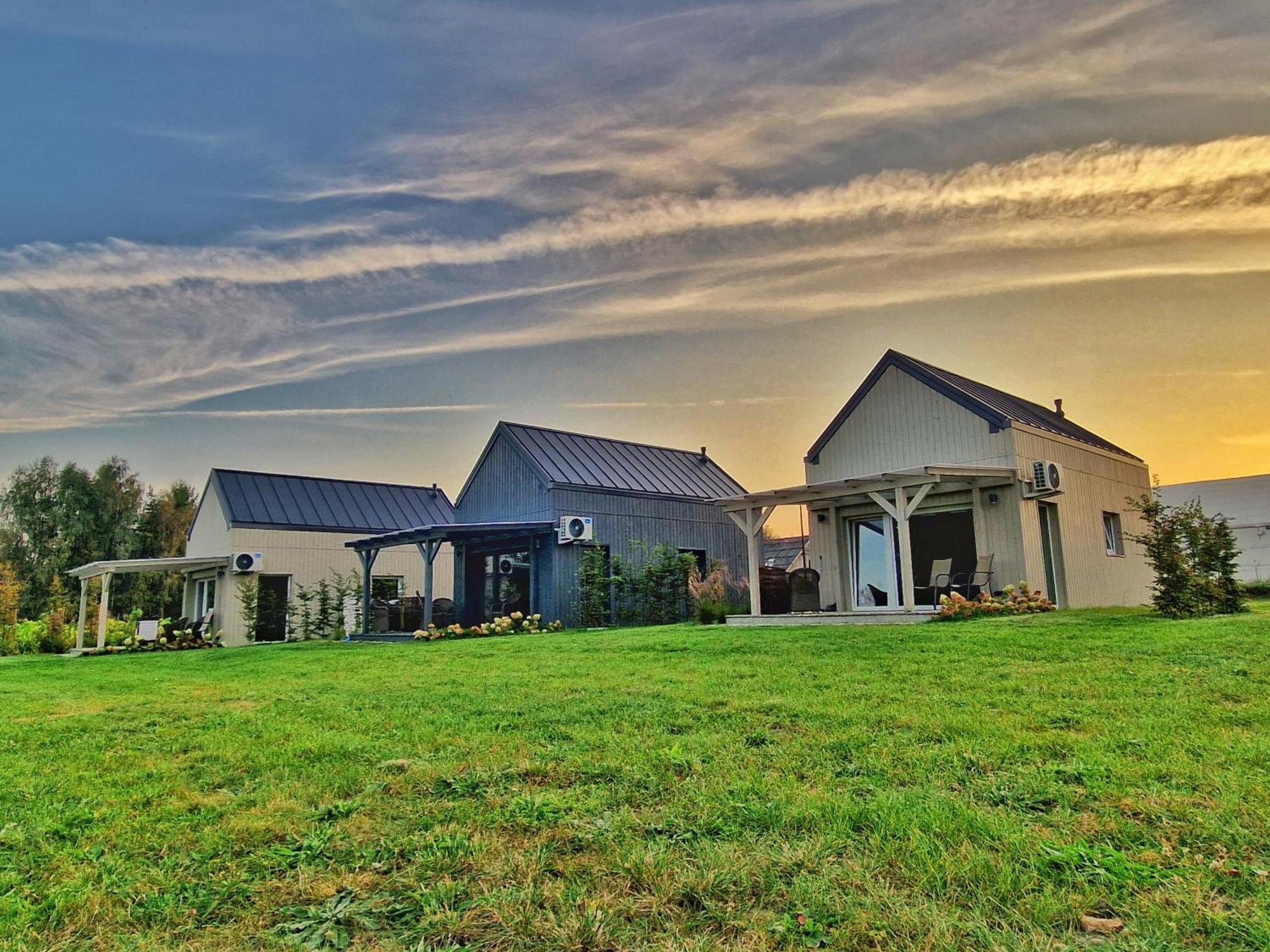 Domkitomki, Winnica Sindaco Holiday home *